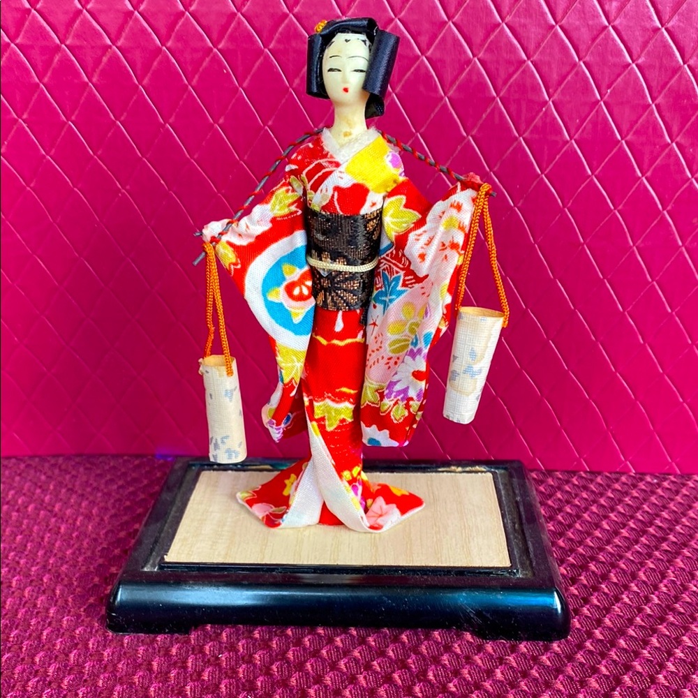 Vintage Japanese geisha doll